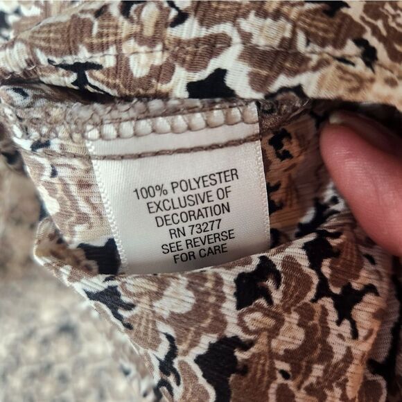 Croft@ Barrow L Mlticlr 3/4Sleeve SwarovskiNeck HalfButtonsFloralPrint WomenTop - Picture 5 of 7